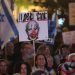 Protesta en Tel Aviv contra el primer ministro de Israel, Benjamín Netanyahu, por su postura sobre la guerra en Gaza. Foto: Abir Sultán / EFE.