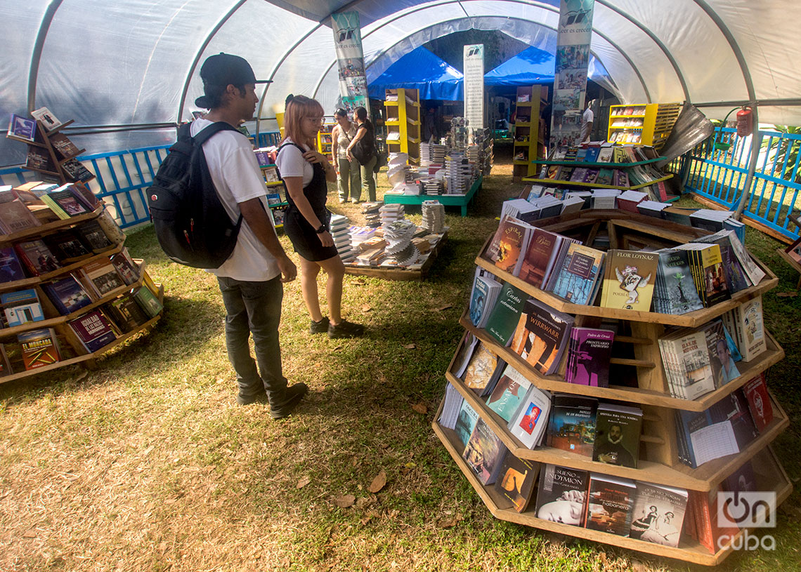 32 Feria Internacional del Libro de La Habana, en la fortaleza de San Carlos de La Cabaña. Foto: Otmaro Rodríguez.