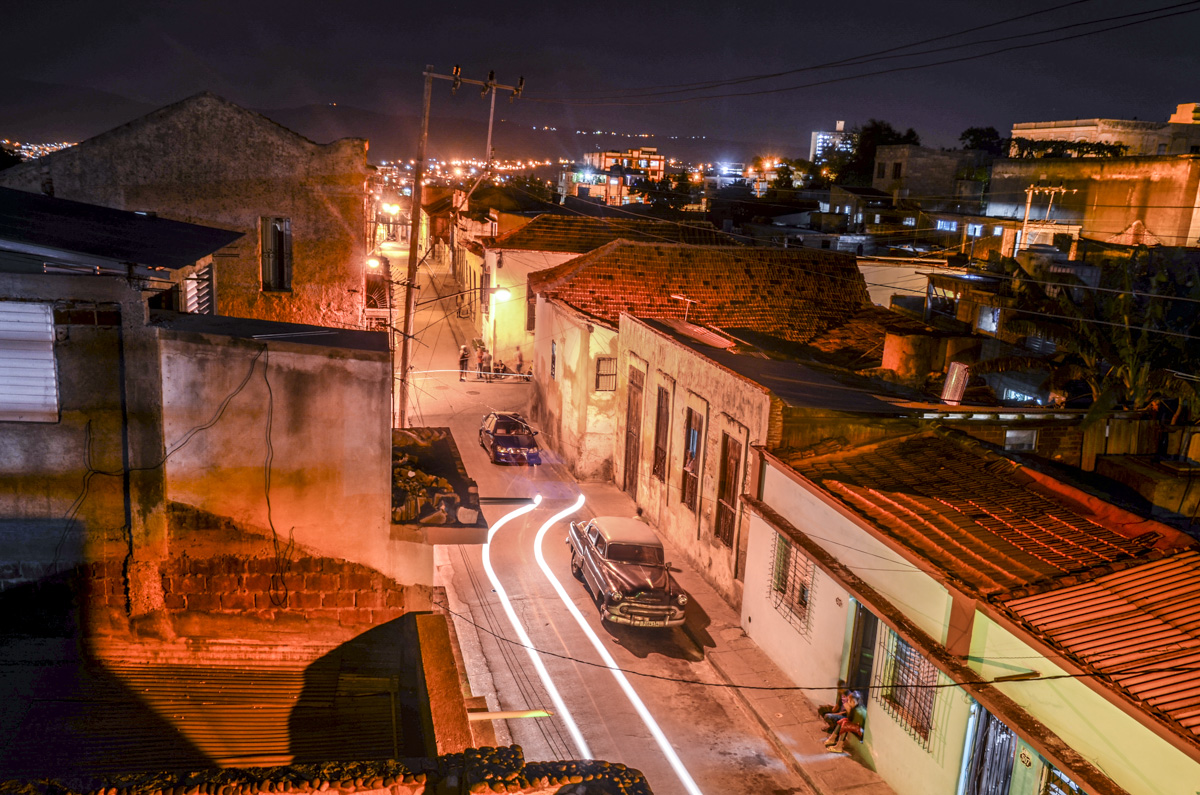 Las noches de Santiago de Cuba, la ciudad más fotogénica. Foto: Kaloian.
