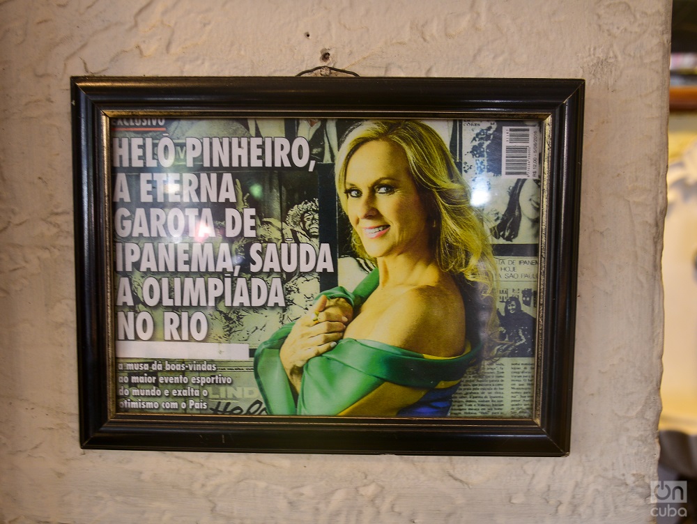 "Helo Pinheiro, la eterna garota de Ipanema, saluda la Olimpiada en Río". Foto: Kaoian.