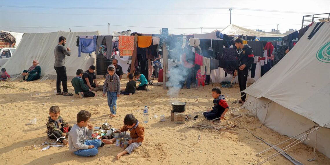 Refugio temporal de palestinos en Rafah. Foto: Onda Cero.