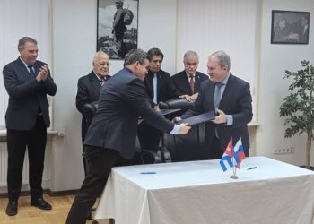 Cuba y Rusia firman acuerdos en esfera biotecnológica. Foto: PL.