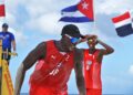 Noslen Díaz y Jorge Luis Alayo, la principal dupla de voleibol de playa de Cuba. Foto: @CanalCaribeCuba / Archivo.