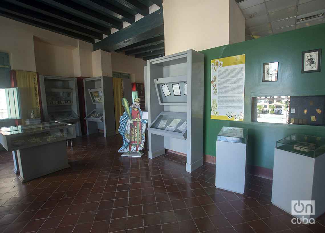 Museo de Naipes Marqués de Prado Ameno, en la esquina de la Plaza Vieja. Foto: Otmaro Rodríguez.