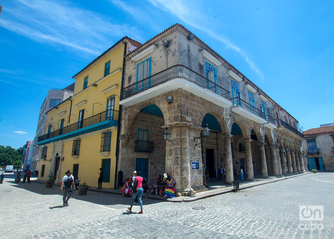 Palacio del Conde de Lombillo, justo al lado de la Catedral de San Cristóbal de La Habana. Foto: Otmaro Rodríguez.