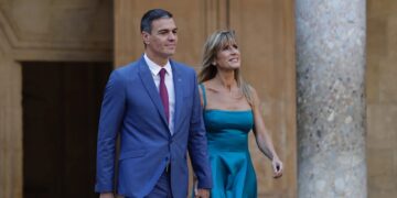 Presidente del gobierno español Pedro Sánchez y su esposa, Begoña Gómez. Foto: LaSexta