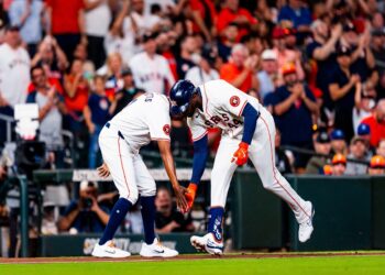 Yordan Álvarez despertó de un pequeño slump y se reafirmó como uno de los más duros bateadores de MLB en la actualidad. Foto: Houston Astros.