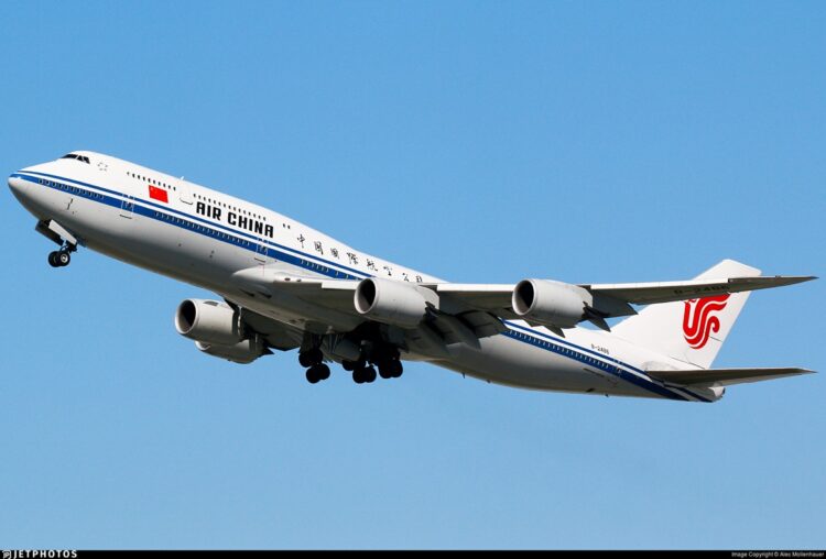Avión de la aerolínea Air China. Foto: flightradar24.com / Archivo.
