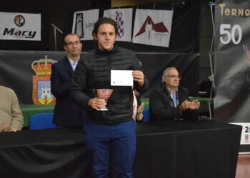 Carlos Daniel Albornoz terminó tercero en el Tornero Internacional de Ajedrez de La Roda 2024. Foto: www.ajedrezlaroda.com