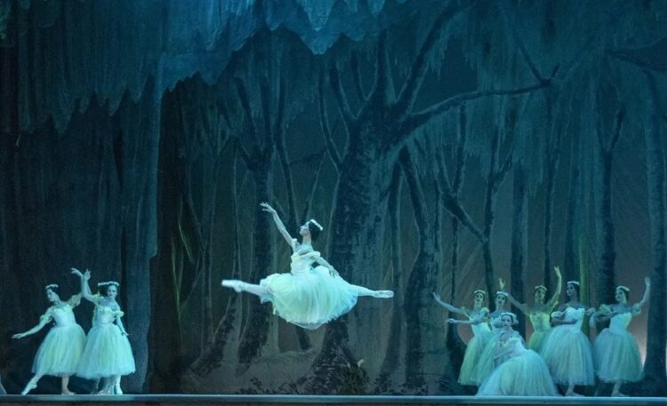 Presentación del clásico “Giselle” por el Ballet Nacional de Cuba. Foto: Perfil de Facebook de la compañía.