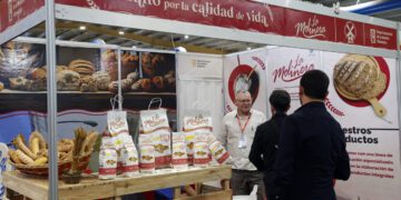 Pabellón de exposiciones de la Feria Internacional de Alimentos 2024 en La Habana. Foto: Ernesto Mastrascusa / EFE.