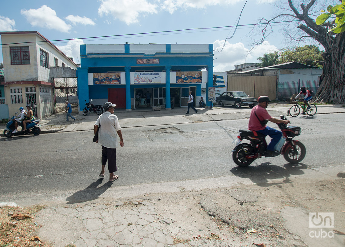 Panadería La Popular, donde trabajó un famoso panadero nombrado Ñico. Foto: Otmaro Rodríguez.