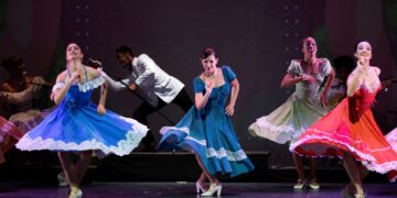 "Cuba Vibra", de Lizt Alfonso Dance Cuba. Foto: Josep Guindo.