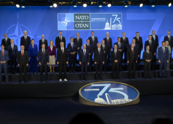 Líderes de los 32 países de la OTAN en su cumbre de Washington. Foto: Lenin Nolly / EFE.