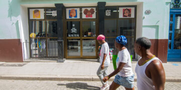 Antigua Cadeca de la calle Obispo, reconvertido en negocio privado. Foto: Otmaro Rodríguez.