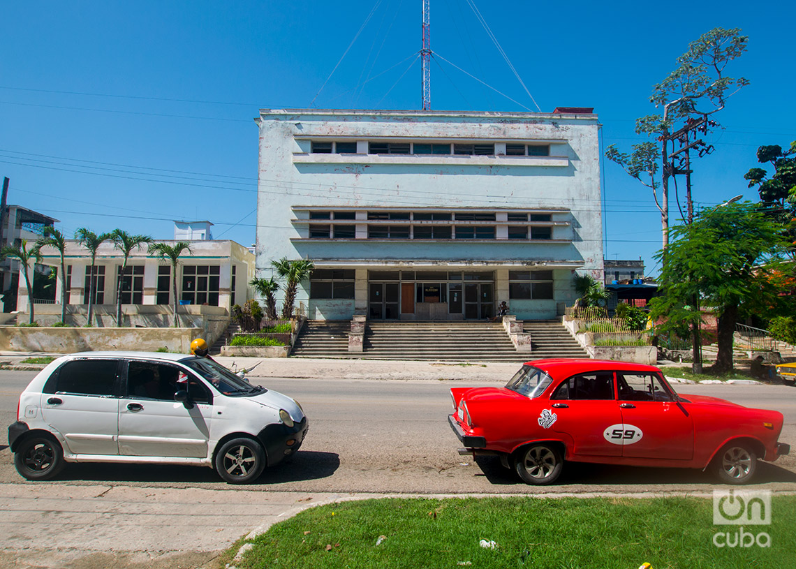 Antiguo cine Alameda, en la avenida de Santa Catalina. Foto: Otmaro Rodríguez.