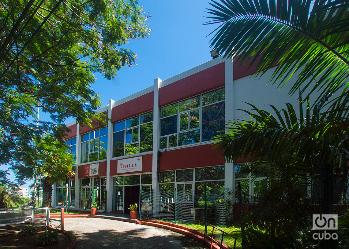 Antigua embotelladora de la Coca-Cola. Foto: Otmaro Rodríguez.