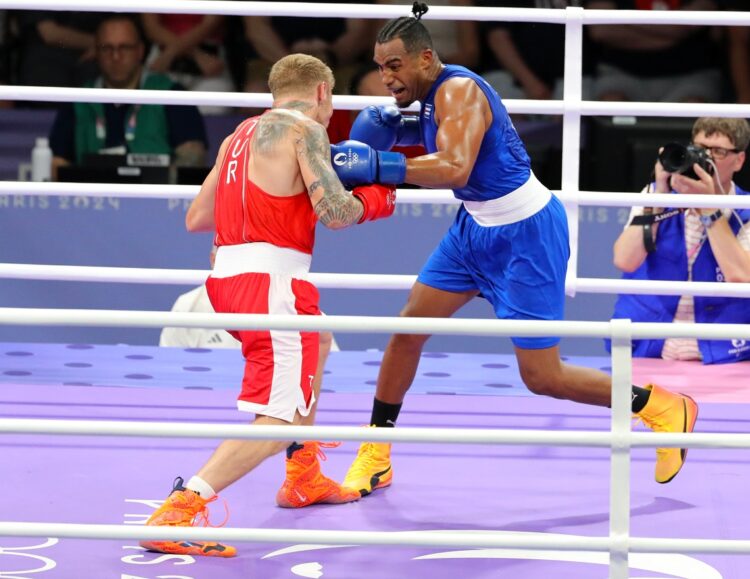 Arlen López es ahora la máxima esperanza del boxeo cubano para lograr una medalla de oro en París. Foto: Ricardo López Hevia.