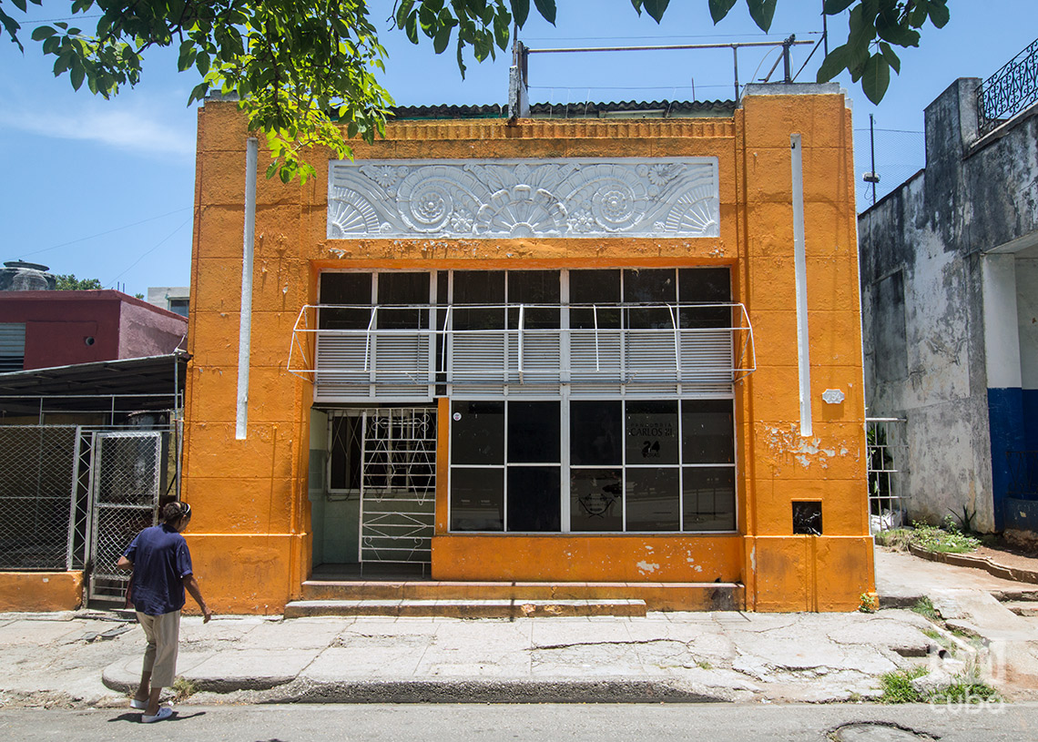 Panadería en Carlos III, La Habana. Foto: Otmaro Rodríguez.