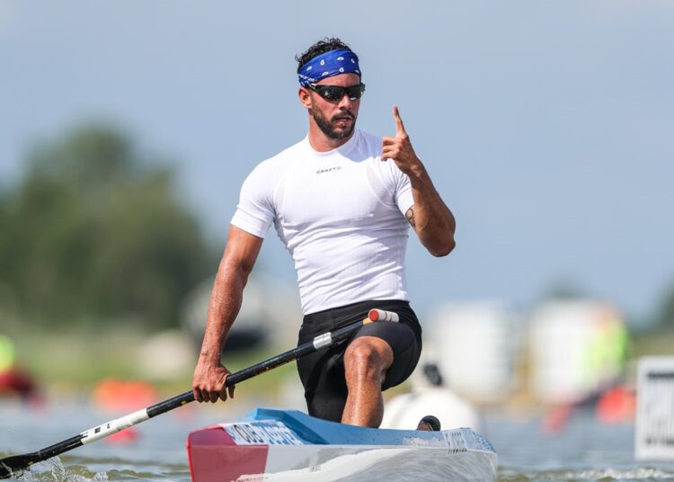 El canoísta cubano Fernando Dayán Jorge, campeón olímpico de Tokio2020. Foto: canoeicf.com / Archivo.