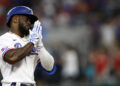 El cubano José Adolis García, jardinero de los Rangers de Texas, en 2024. Foto: Tim Heitman/USA TODAY Sports.