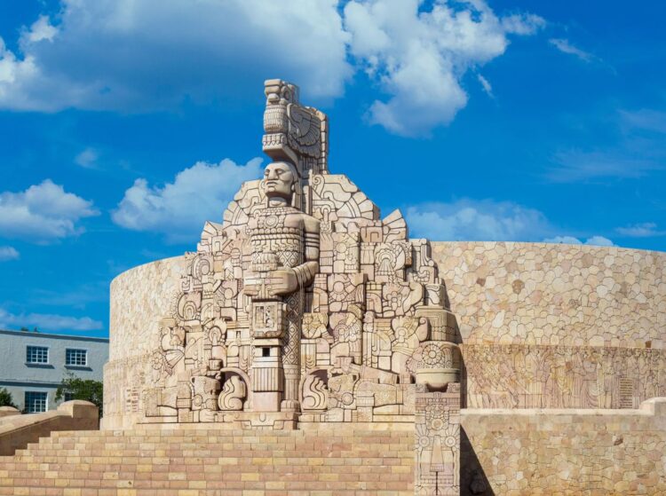 Monumento a la patria en Mérida, Yucatán, México. Foto: Canva.