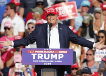 Trump, en Pennsylvania, el sábado 13 de julio. Foto: DAVID MAXWELL/EFE/EPA.