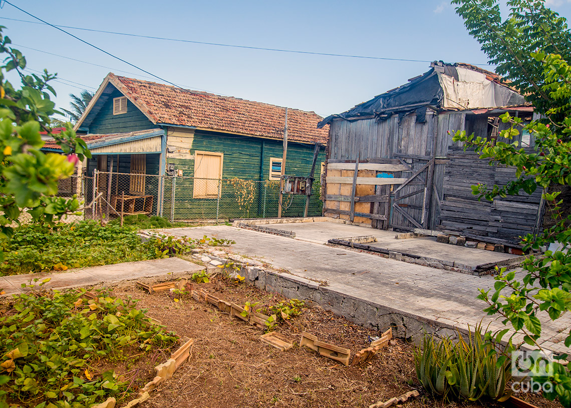 Antigua casa de madera en Guanabo. Foto: Otmaro Rodríguez.