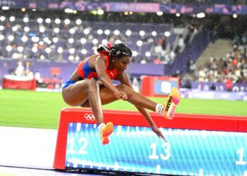 Leyanis Pérez no pudo volar en el triple salto femenino de París 2024. Foto: Ricardo López Hevia.