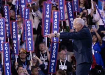 Tim Walz. Foto: CAROLINE BREHMAN/EFE/EPA.