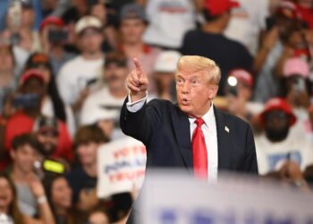 Donald Trump en un mitin de campaña en Atlanta, Georgia, 3 de agosto de 2024. Foto: EFE/EPA/EDWARD M. PIO RODA.