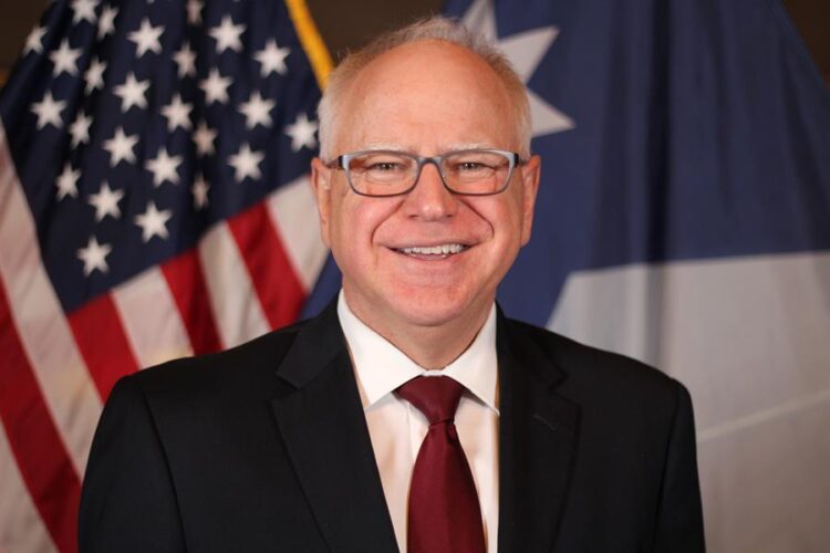 El gobernador Tim Walz, el elegido por Kamala Harris. Foto: EFE.