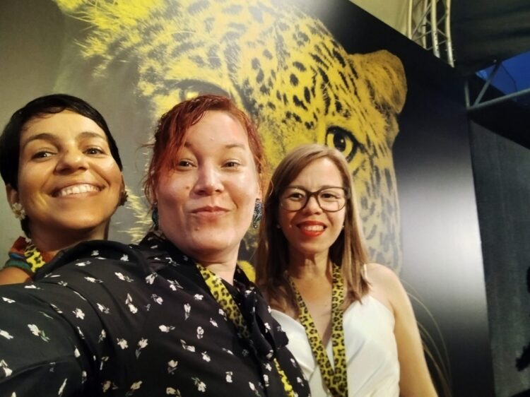 La actriz Ariadna Delgado, Rosa María Rodríguez y Yamila Marrero, en Locarno. Foto: tomada del perfil en Facebook de Rosa María Rodríguez .