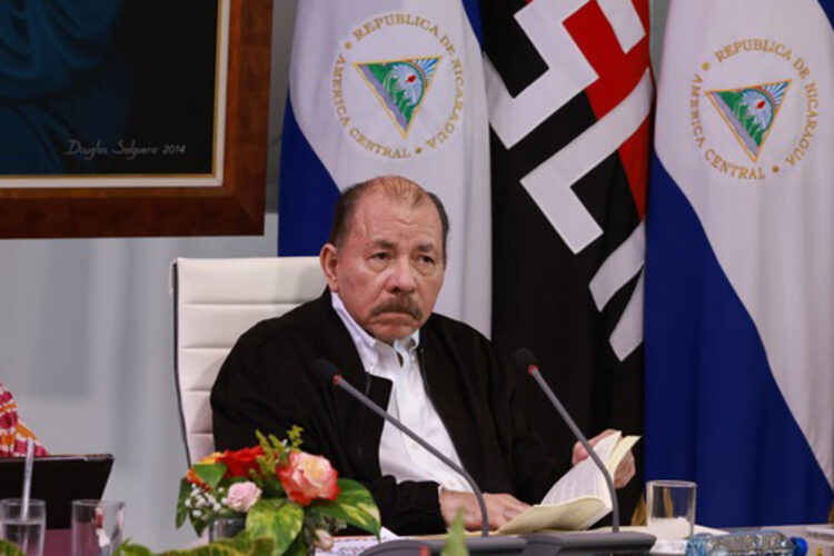 Fotografía cedida por la presidencia de Nicaragua del presidente Daniel Ortega durante una cumbre virtual con jefes de Estado de la Alianza Bolivariana para los Pueblos de Nuestra América (ALBA) Foto: Presidencia de Nicaragua / EFE.