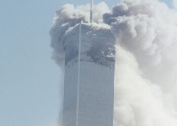 Ataque terrorista contra las Torres Gemelas de Nueva York del 11 de septiembre de 2001. Foto: EFE/Pedro J. Cárdenas ARCHIVO.