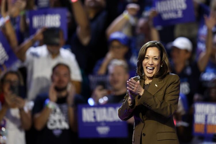 Kamala Harris en un mitin en Las Vegas. Foto: EFE.