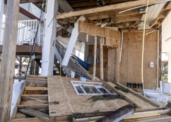 Una casa destruida por Helene en Keaton Beach, Florida. Foto: EFE/EPA/CRISTOBAL HERRERA-ULASHKEVICH.