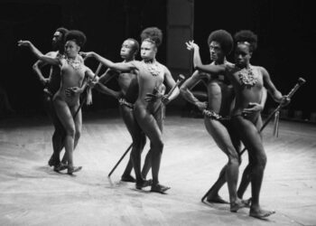 Un clásico de la danza moderna cubana: Súlkary, coreografía del maestro Eduardo Rivero.