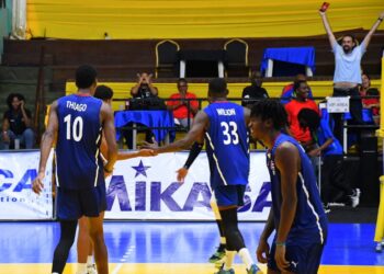 Cubanos celebran su remontada frente a República Dominicana en la Copa Panamericana de Voleibol Masculino Sub-23. Foto: @Norceca_Info / X.