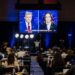 El expresidente y candidato republicano Donald Trump y la vicepresidenta y candidata demócrata Kamala Harris en la pantalla de una sala de prensa durante el debate en Pensilvania, 10 de septiembre de 2024. Foto: Jim Lo Scalzo / EFE.