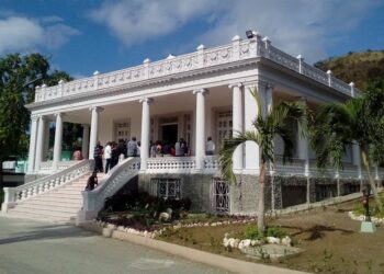 La antigua Villa Elvira devenida en centro de atención multidisciplinar para menores con necesidades especiales. Foto: Cortesía de Andrián Fernandez.