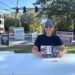 Un voluntario del Partido Demócrata en las afueras de la oficina de campaña en Marietta, Georgia. Foto: EFE/ Lorenzo Castro.