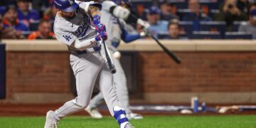 El cubano Andy Pagés bombardeó al picheo de los Mets en el quinto partido de la Serie de Campeonato de la Liga Nacional. Foto: RTHK.