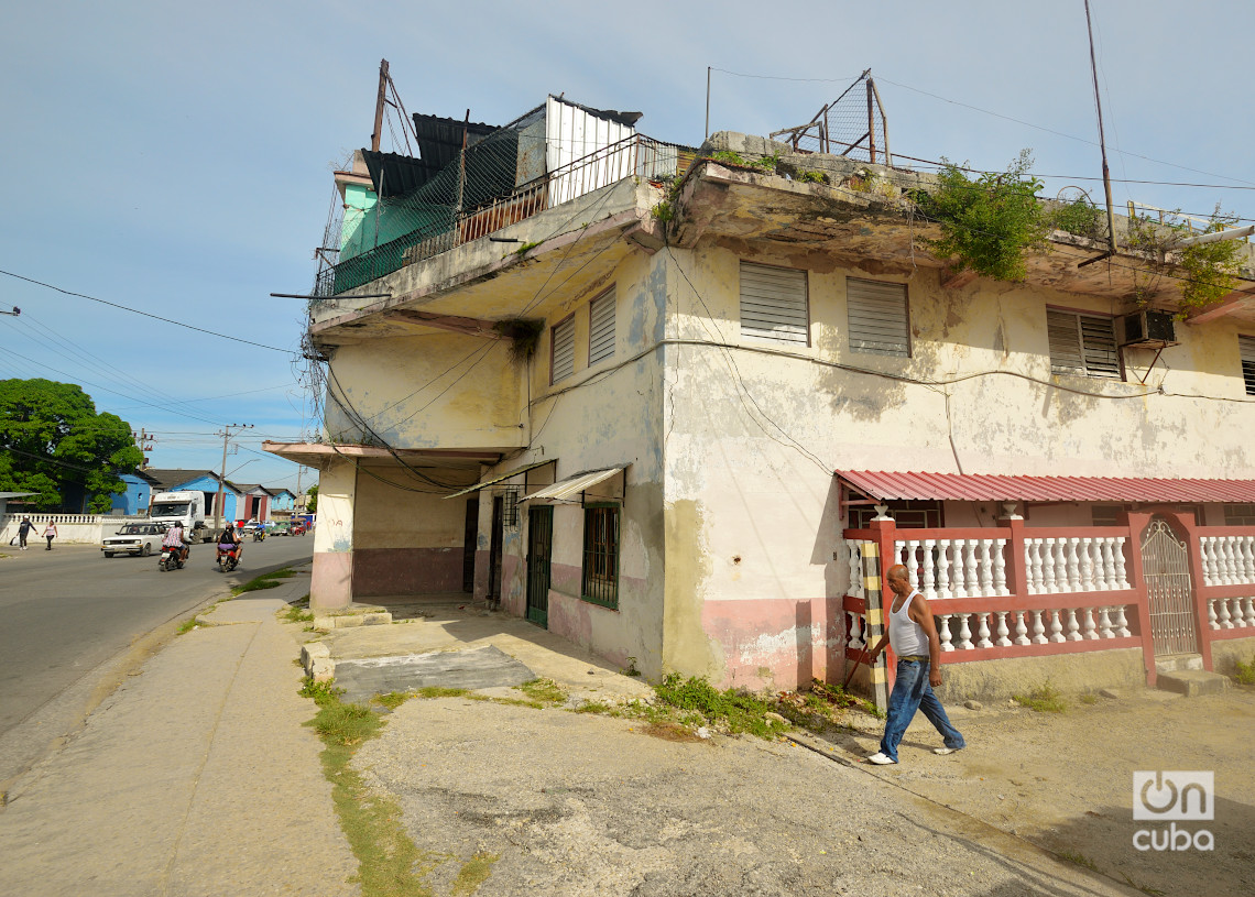 Calzada de Luyanó. Foto: Otmaro Rodríguez.