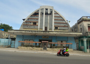 Cine de Luyanó. Foto: Otmaro Rodríguez.