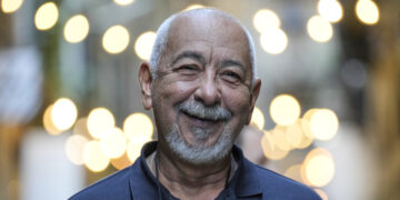 El escritor cubano Leonardo Padura, Premio Princesa de Asturias de las Letras 2015. Foto: Alejandro García / EFE.