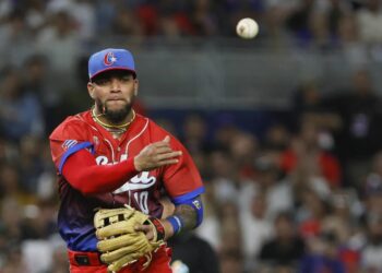 Yoan Moncada durante su participación con Cuba en el más reciente Clásico Mundial de Béisbol. Foto: Sam Navarro/USA TODAY Sports