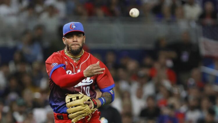 Yoan Moncada durante su participación con Cuba en el más reciente Clásico Mundial de Béisbol. Foto: Sam Navarro/USA TODAY Sports