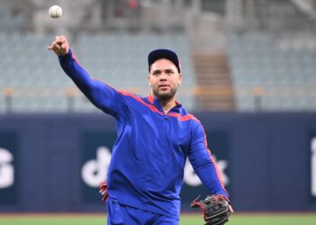 Yoan Moncada entrena con el equipo Cuba en Seúl. Foto: Yuhki Ohboshi