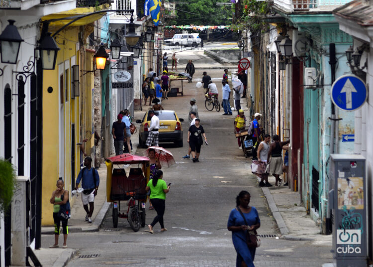 La Habana antes de la llegada del huracán Rafael. Foto: Otmaro Rodríguez